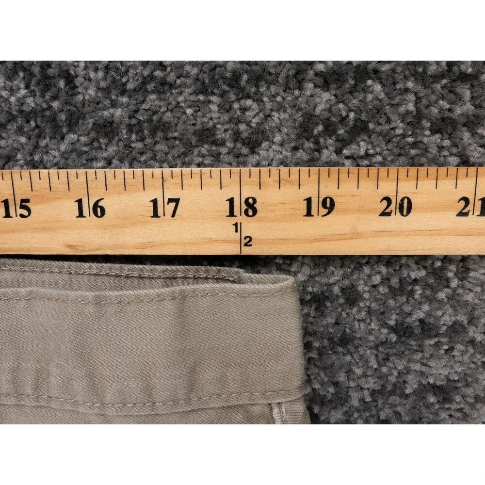 Levis 559 Jeans Mens 38x32 Actual 37x30 Beige Relaxed Fit Straight Leg Denim